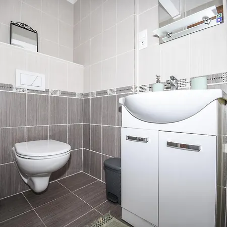 Urban - Style Meets Comfort *