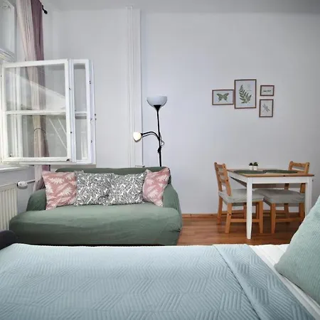 Urban - Style Meets Comfort 度假居 布拉迪斯拉发