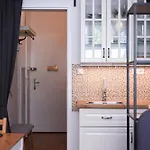 Urban - Style Meets Comfort